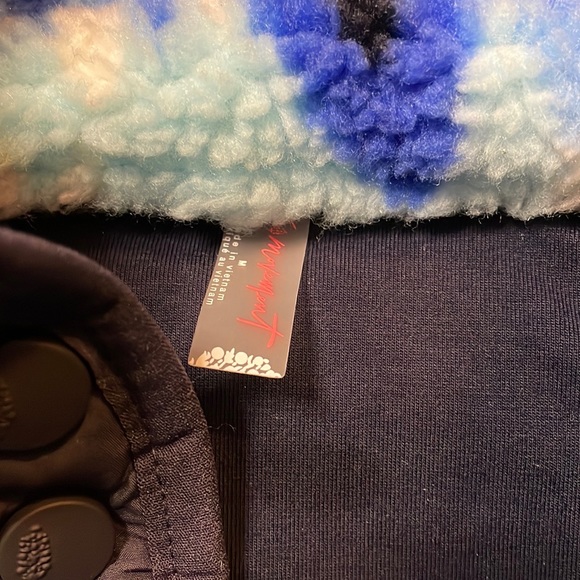 Free People Movement Rocky Ridge Pullover size Medium NWT Ocean Tie Dye Combo - Picture 6 of 7